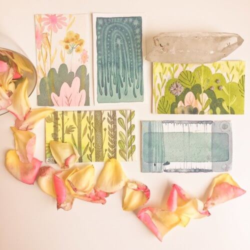 Flower petals with five examples of watercolor paintings. 
